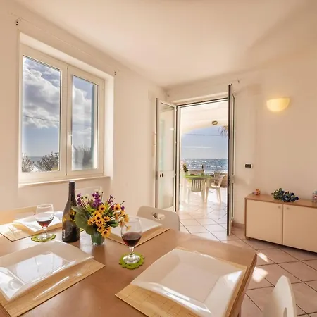 Aparthotel Oasi Sul Mare Villino 1 Vistamare *
